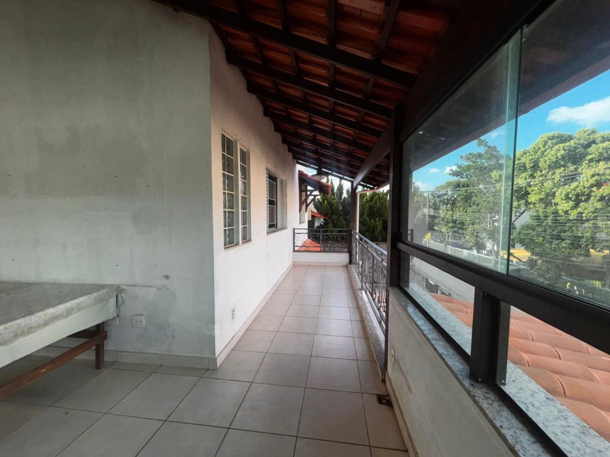 Casa, Nova Floresta, 6 Quartos, 3 Vagas, 4 Suítes
