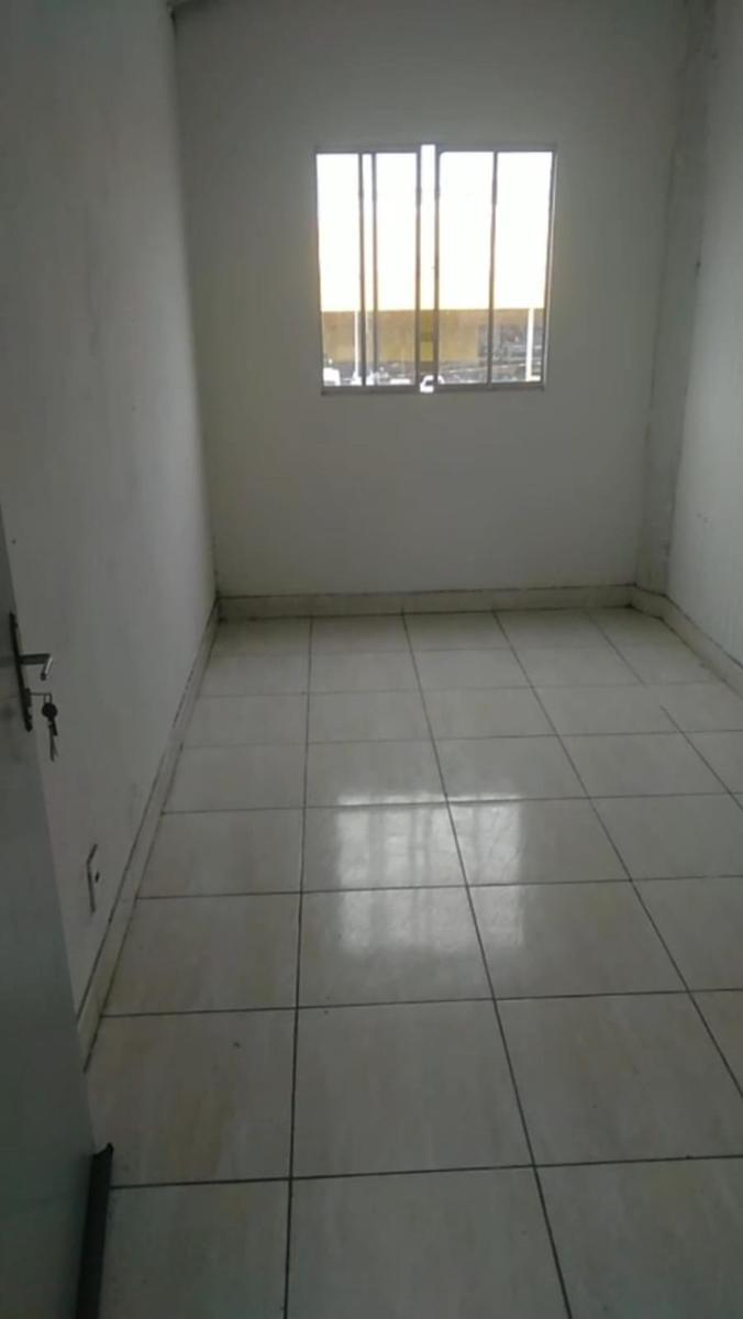 Quitinete, Glória, 1 Quarto, 0 Vaga