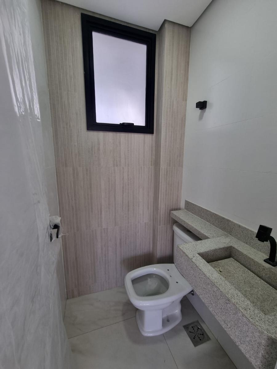 Casa, Planalto, 3 Quartos, 2 Vagas, 1 Suíte