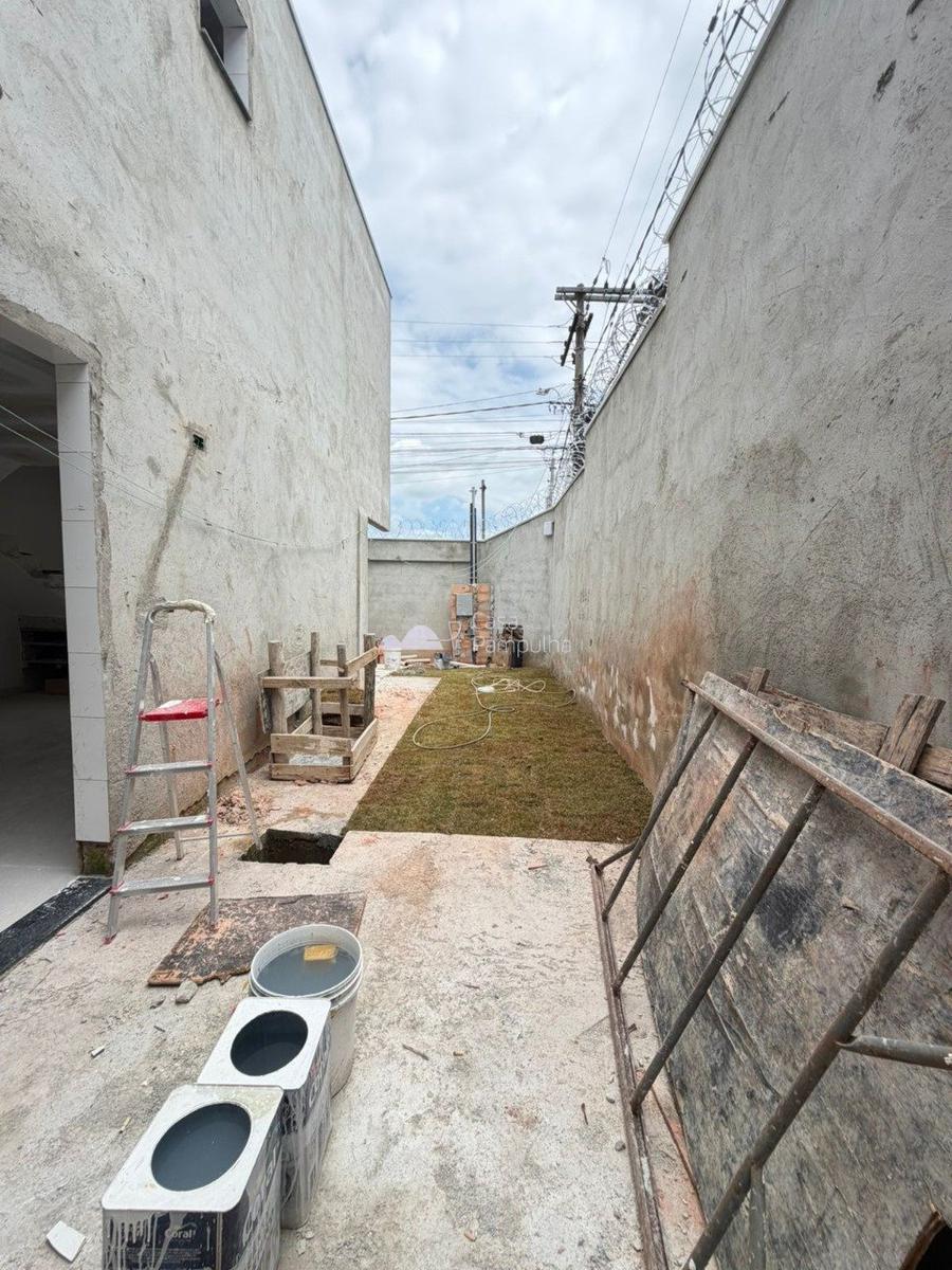 Casa, Piratininga (venda Nova), 2 Quartos, 3 Vagas, 2 Suítes