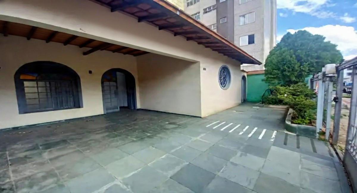 Casa, Cidade Nova, 5 Quartos, 3 Vagas, 1 Suíte