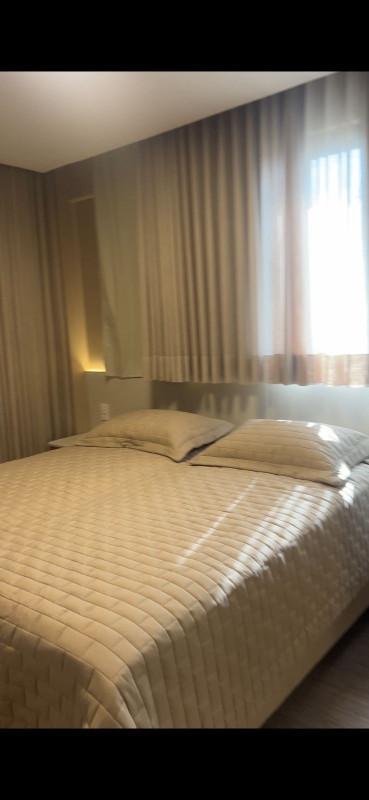 Apartamento, Estoril, 2 Quartos, 0 Vaga, 2 Suítes