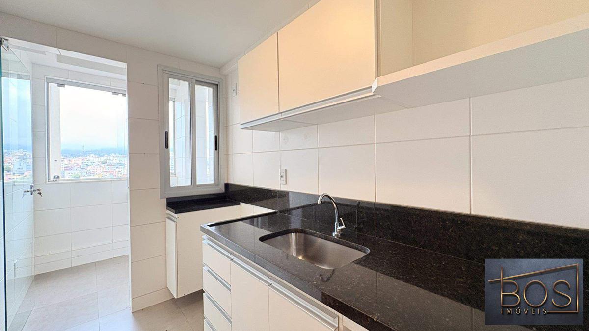 Apartamento, Sagrada Família, 3 Quartos, 2 Vagas, 1 Suíte
