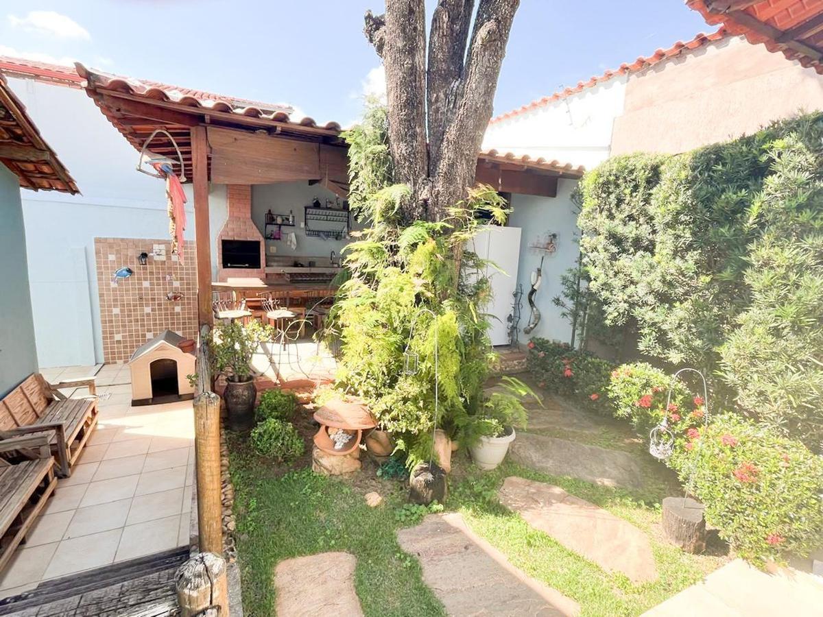 Casa, Conjunto Celso Machado, 4 Quartos, 4 Vagas, 1 Suíte