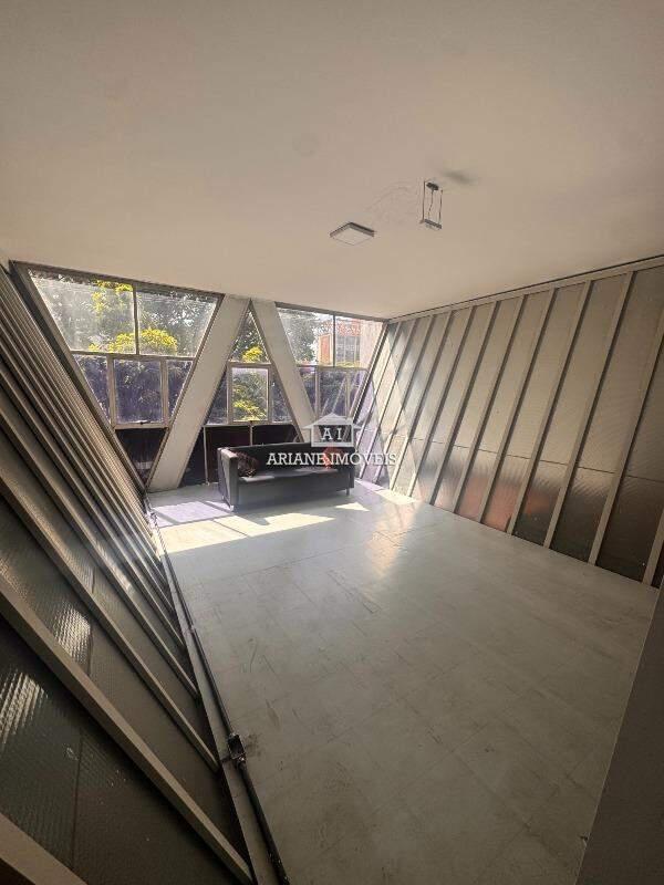 Andar, Funcionários, 0 Quarto, 2 Vagas