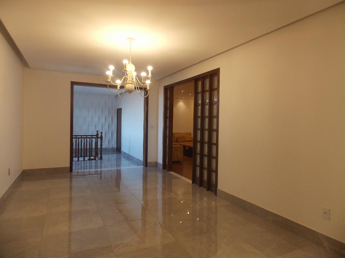 Casa, Betânia, 5 Quartos, 3 Vagas, 1 Suíte