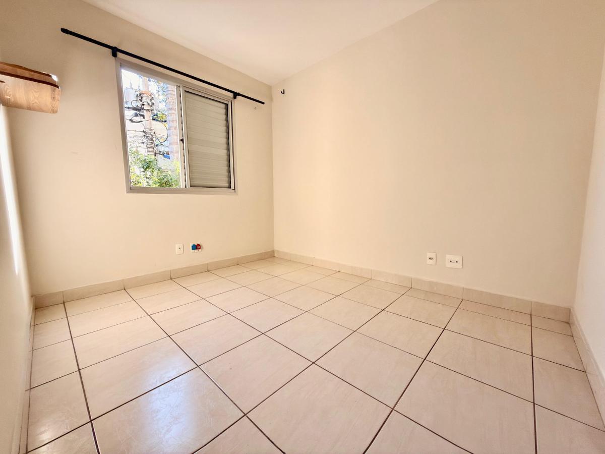 Apartamento, Santa Mônica, 2 Quartos, 1 Vaga
