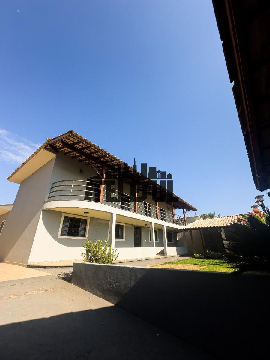 Casa, Parque Mariela, 5 Quartos, 8 Vagas, 2 Suítes