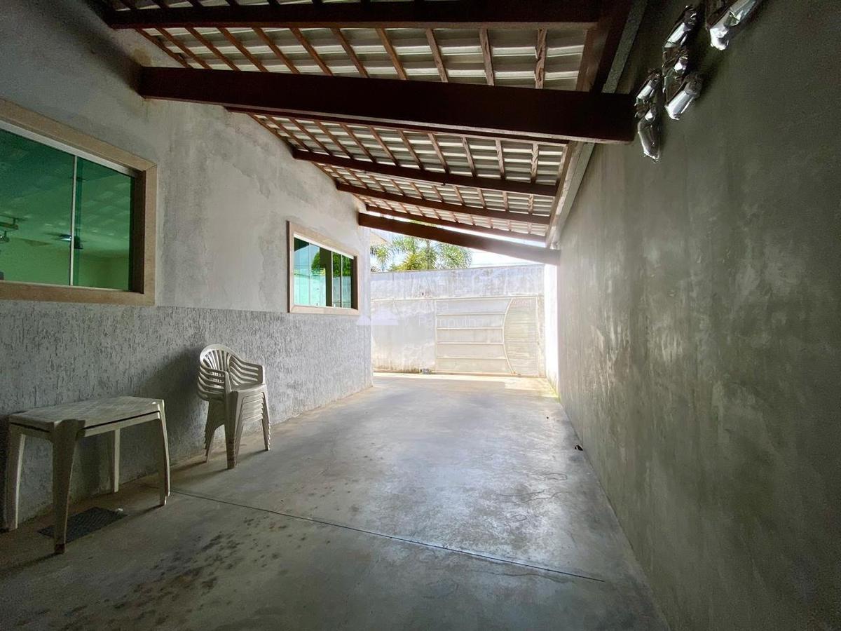 Casa, Céu Azul, 3 Quartos, 5 Vagas, 1 Suíte