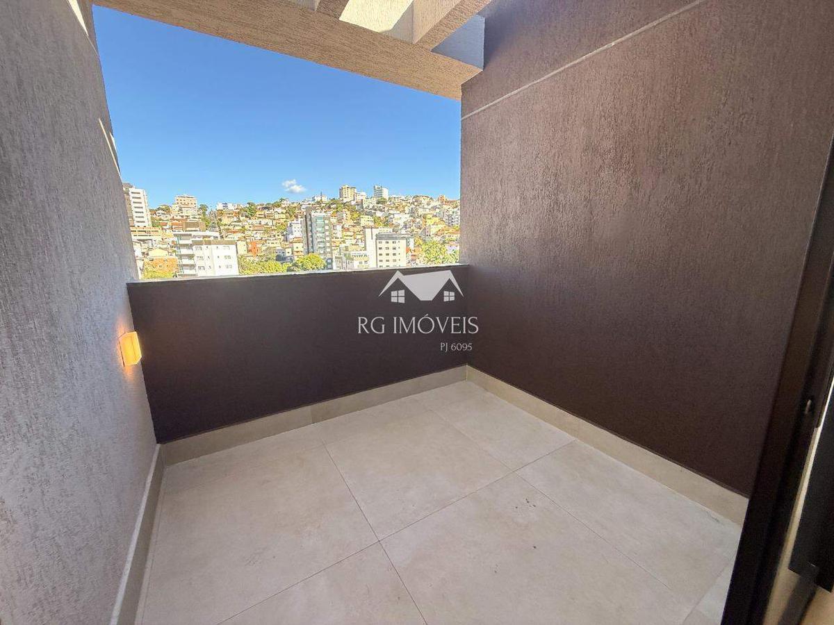 Cobertura, Barreiro, 3 Quartos, 3 Vagas, 1 Suíte