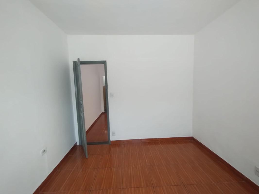 Casa Comercial, Nova Cachoeirinha, 1 Quarto, 0 Vaga
