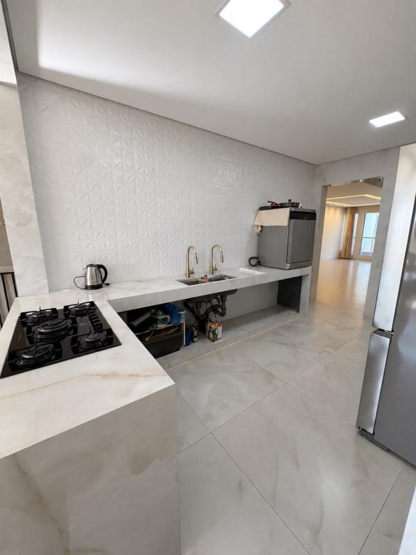 Casa, Masterville, 3 Quartos, 4 Vagas, 1 Suíte