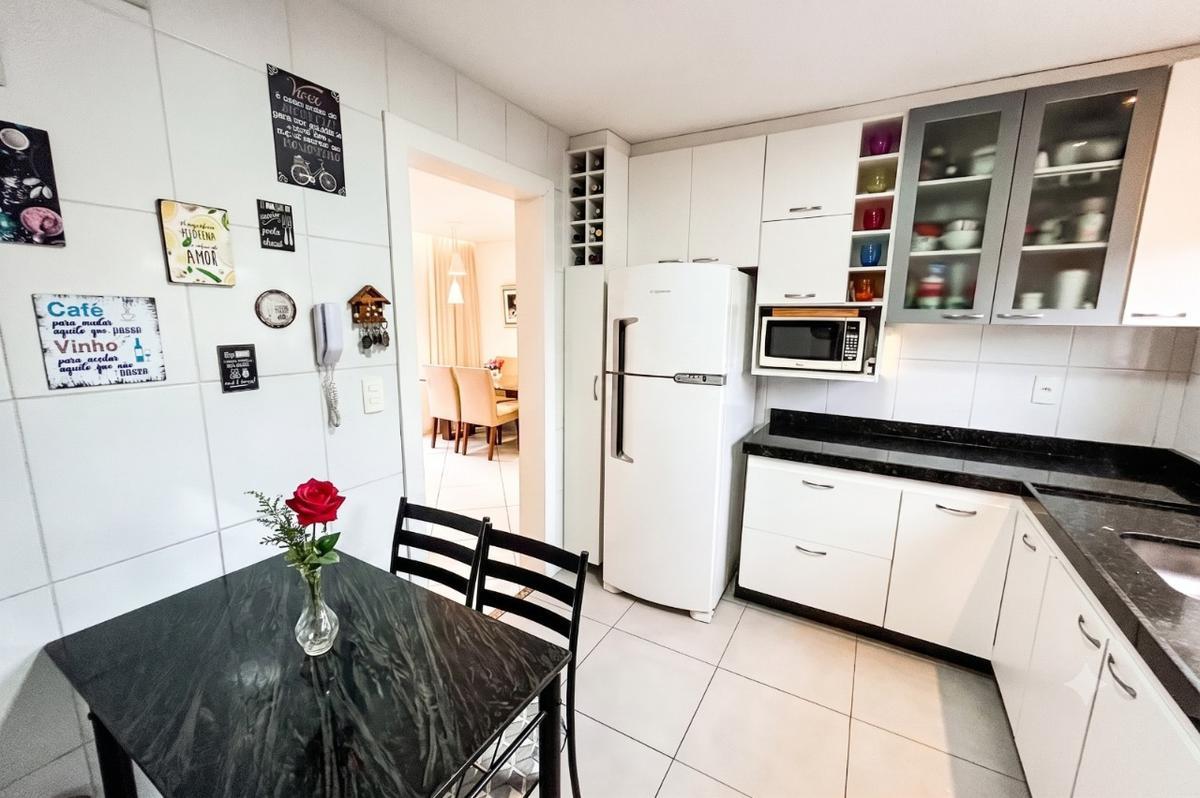 Apartamento, Santa Terezinha, 3 Quartos, 2 Vagas, 1 Suíte
