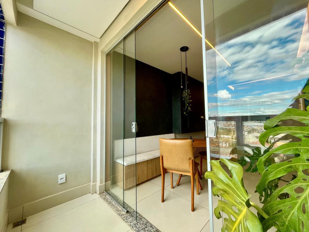 Apartamento, Suzana, 2 Quartos, 2 Vagas, 1 Suíte