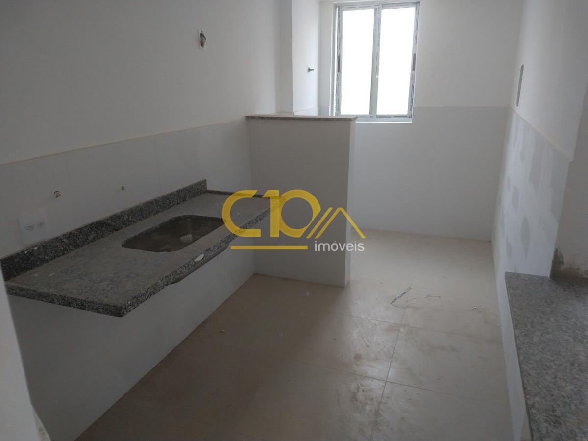 Apartamento, Floresta, 3 Quartos, 2 Vagas, 1 Suíte