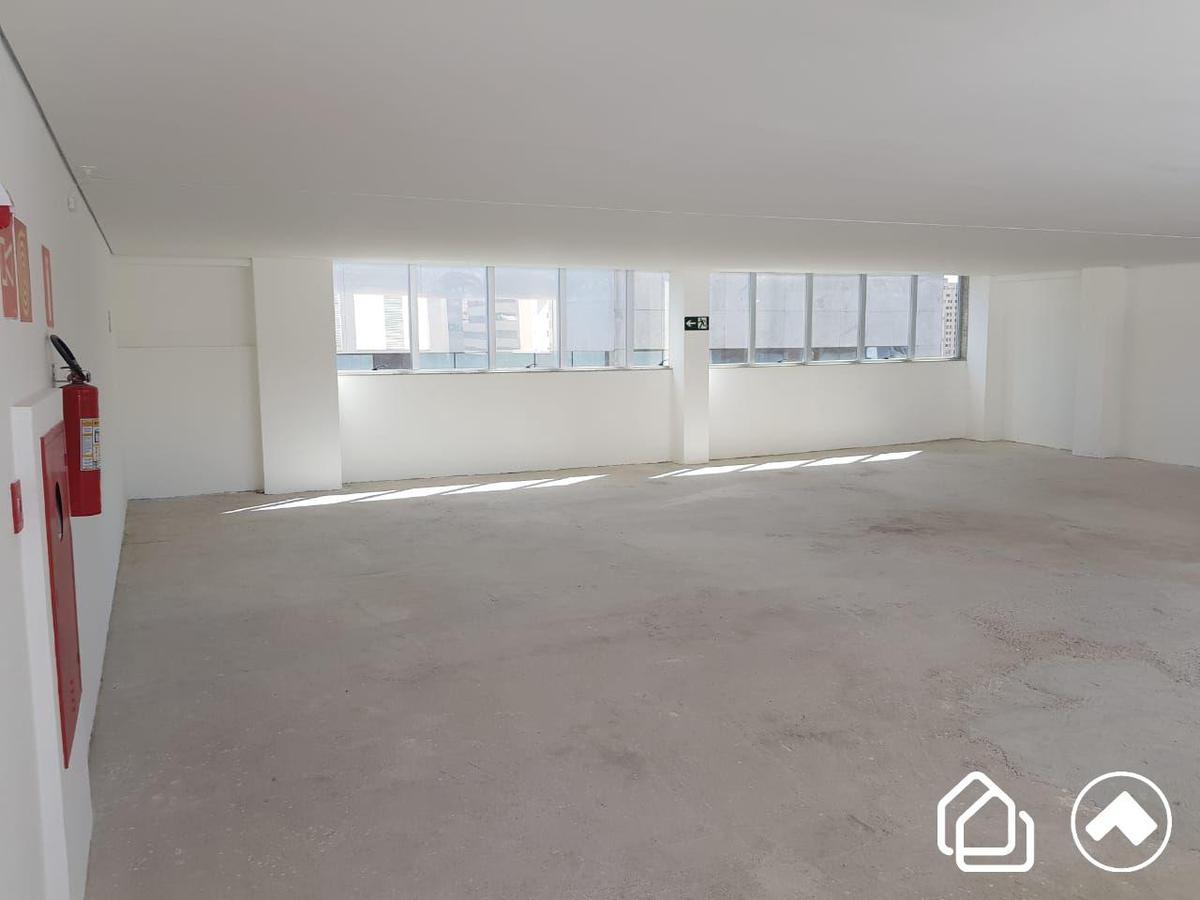 Sala, Lourdes, 7 Vagas