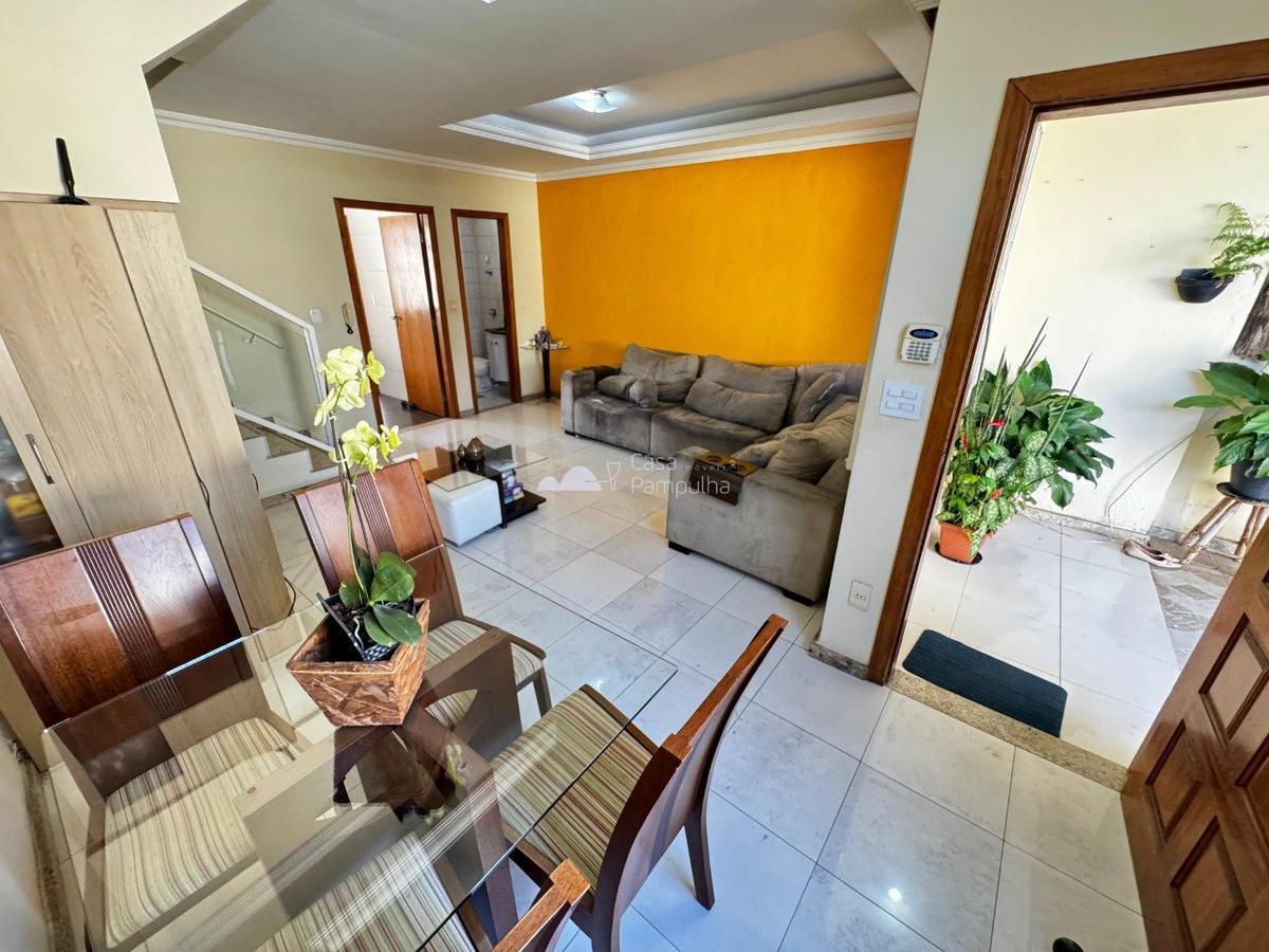 Casa, Santa Mônica, 3 Quartos, 2 Vagas, 1 Suíte