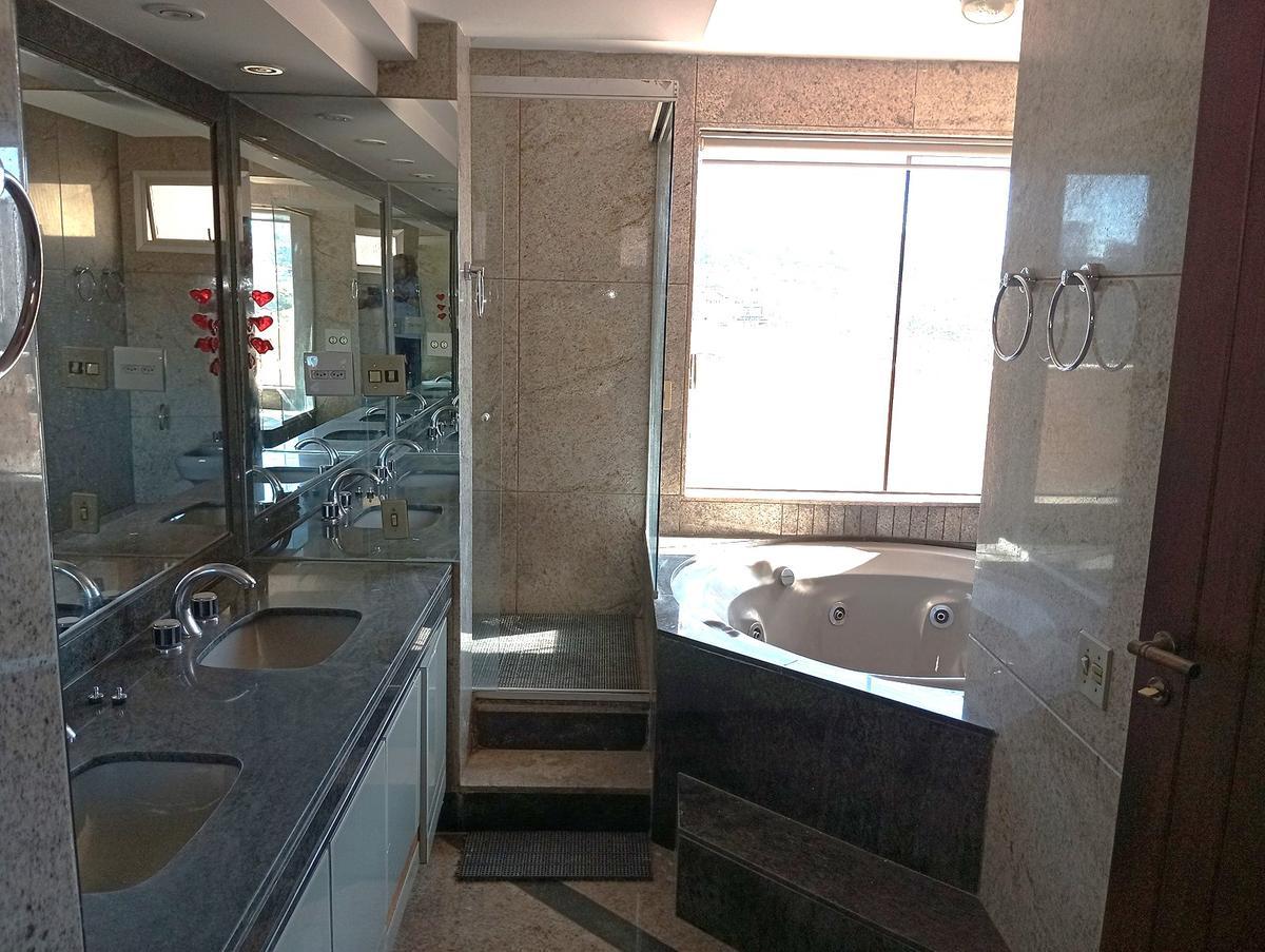 Apartamento, Santa Lúcia, 4 Quartos, 4 Vagas, 2 Suítes