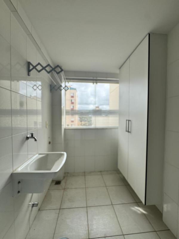 Apartamento, Sagrada Família, 2 Quartos, 2 Vagas, 1 Suíte