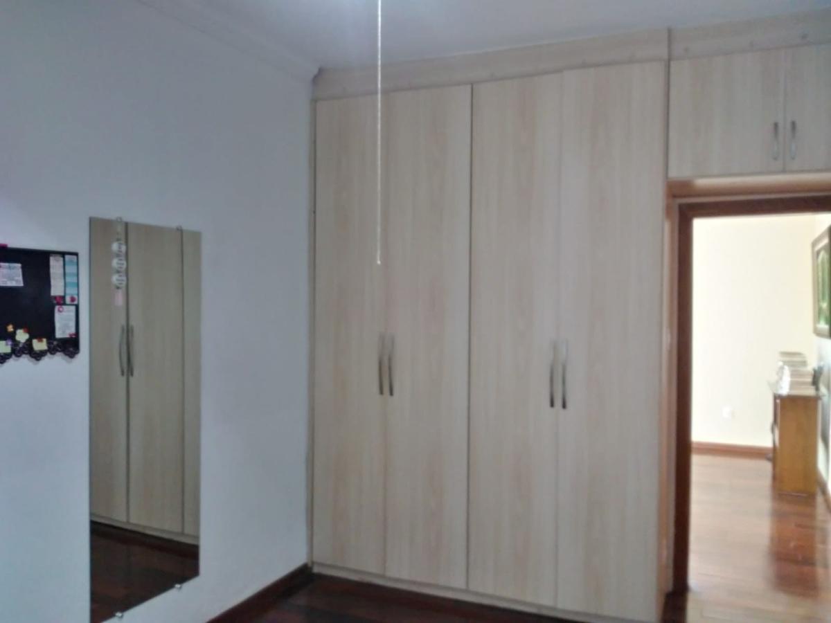 Casa, Fernão Dias, 3 Quartos, 5 Vagas, 1 Suíte