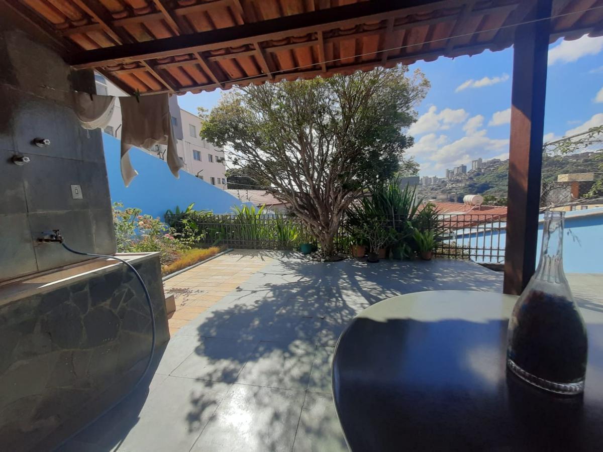 Casa, Jardim América, 4 Quartos, 4 Vagas, 2 Suítes