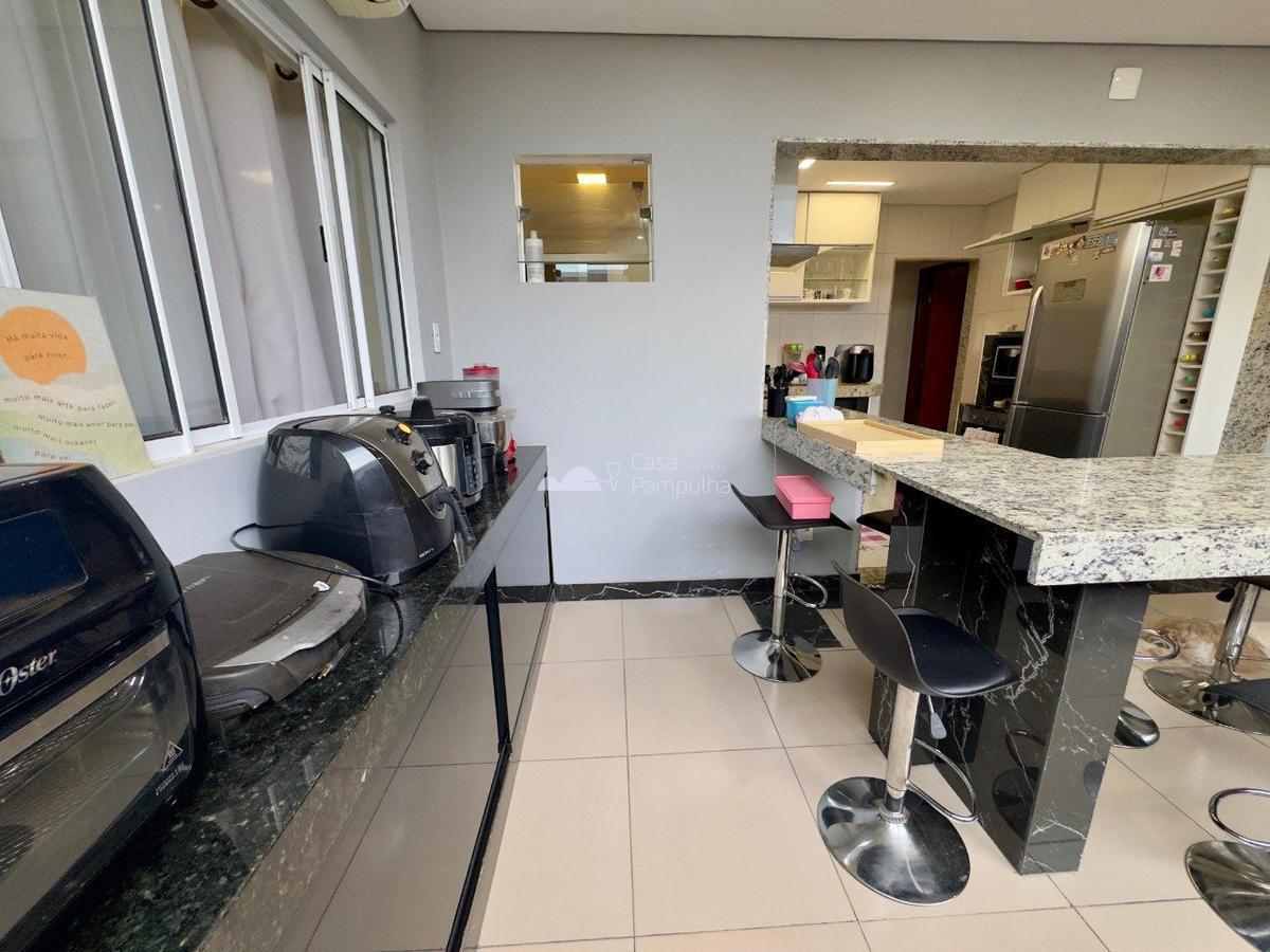 Casa, Jardim Leblon, 3 Quartos, 3 Vagas, 1 Suíte