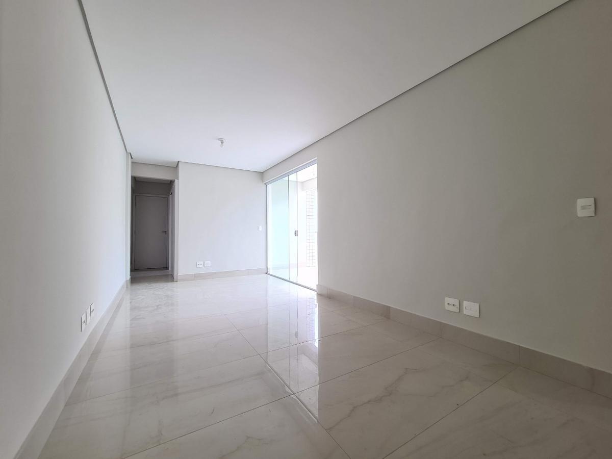 Apartamento, Sagrada Família, 3 Quartos, 2 Vagas, 1 Suíte