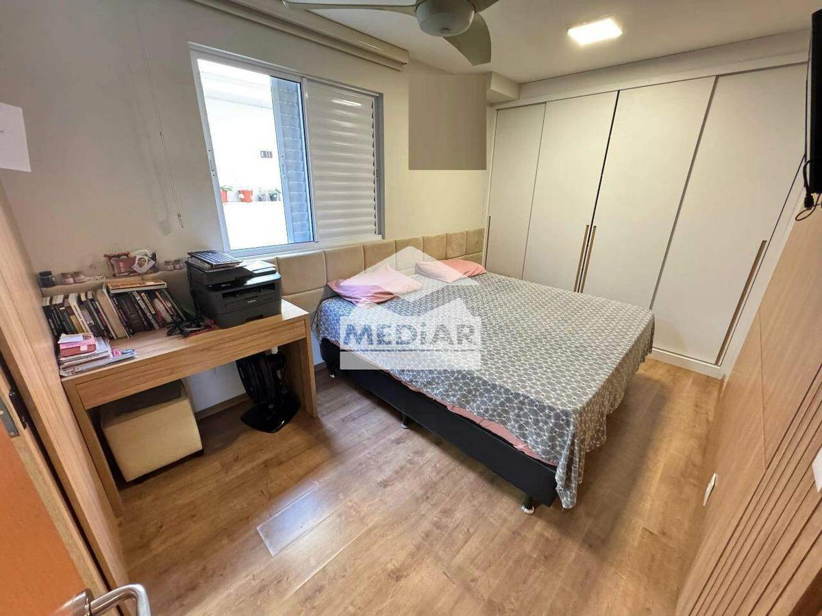 Apartamento, Sagrada Família, 4 Quartos, 2 Vagas, 4 Suítes