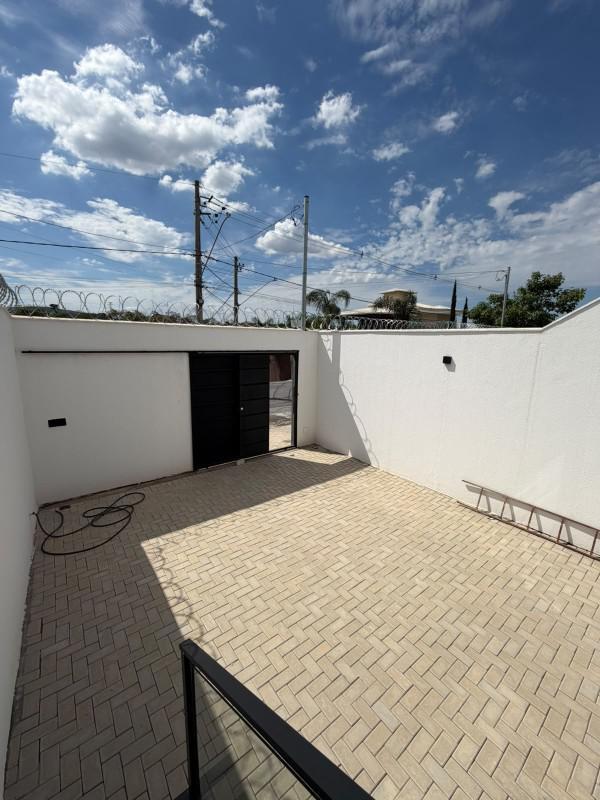 Casa, Novo Centro, 3 Quartos, 2 Vagas, 1 Suíte