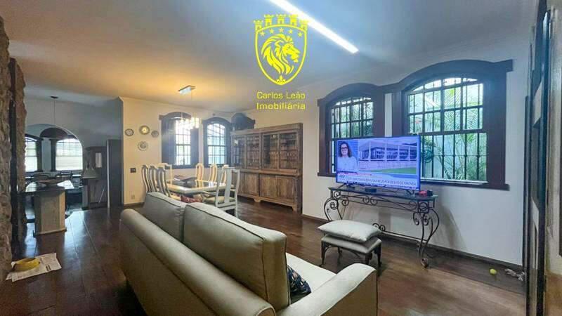 Casa, Comiteco, 5 Quartos, 6 Vagas, 2 Suítes