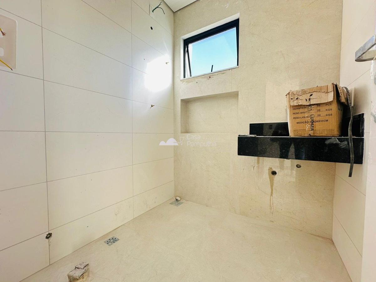 Casa, Santa Branca, 3 Quartos, 4 Vagas, 1 Suíte