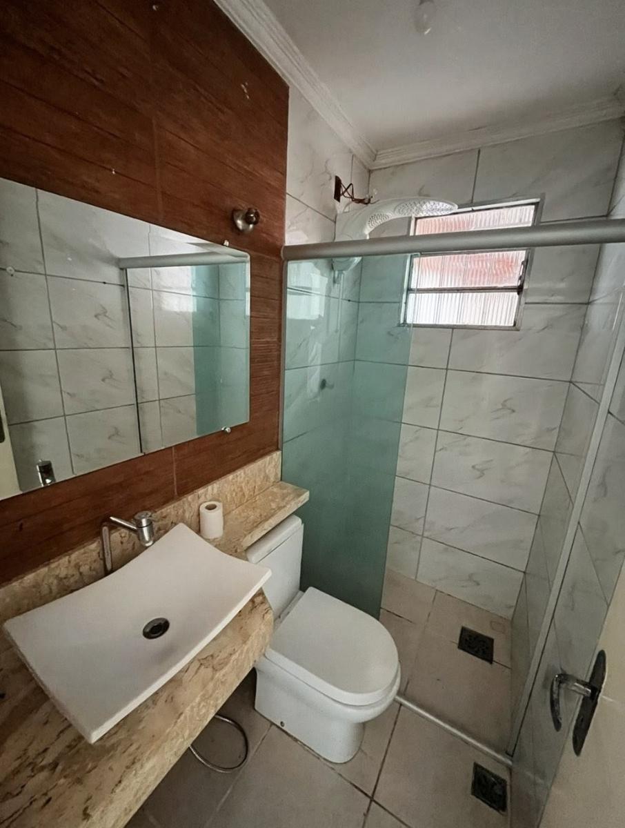 Casa, Venda Nova, 2 Quartos, 2 Vagas