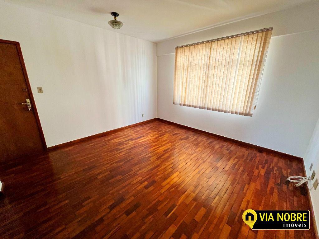 Apartamento, Estoril, 2 Quartos, 2 Vagas