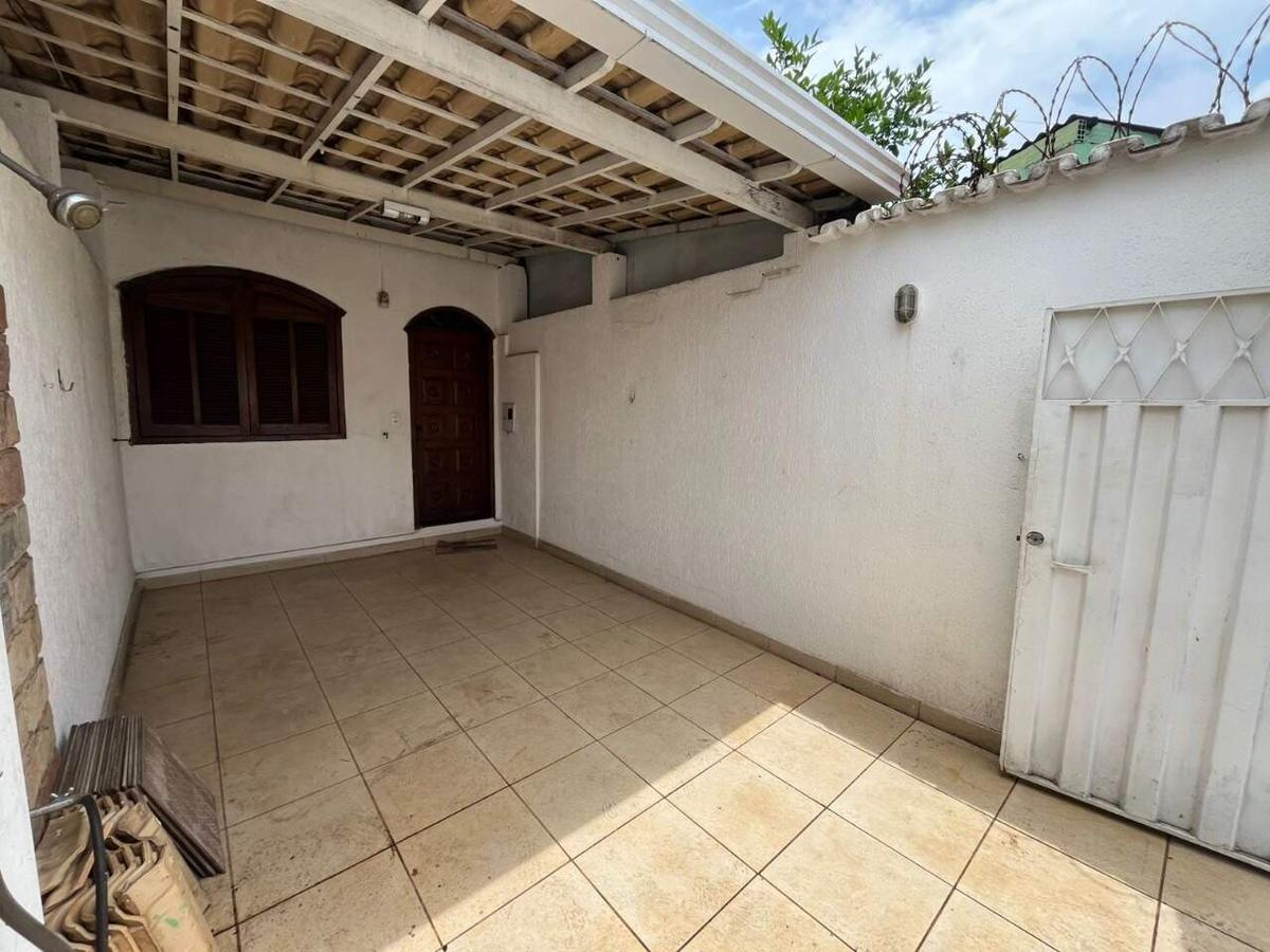 Casa, Vista Alegre, 2 Quartos, 1 Vaga