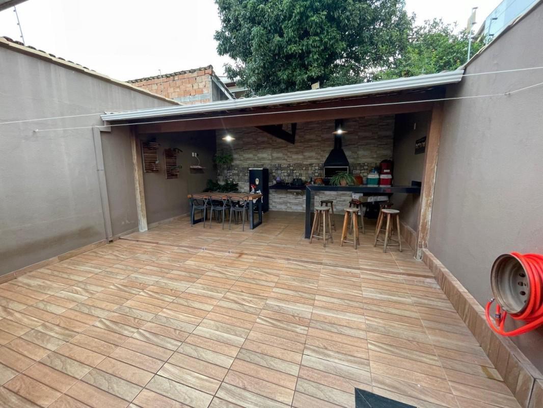 Casa, Parque Xangri-lá, 2 Quartos, 2 Vagas, 1 Suíte