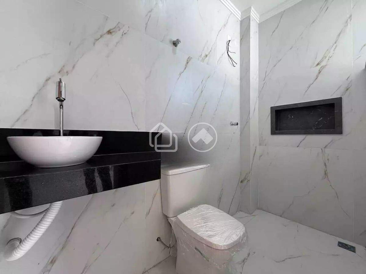 Casa, Planalto, 3 Quartos, 4 Vagas, 1 Suíte