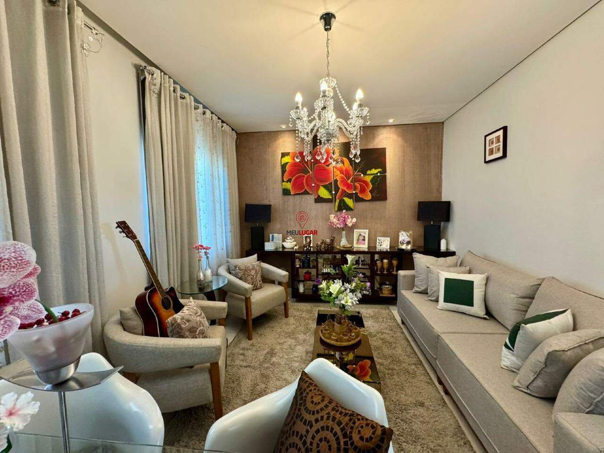 Casa, Miramar (barreiro), 4 Quartos, 3 Vagas, 1 Suíte