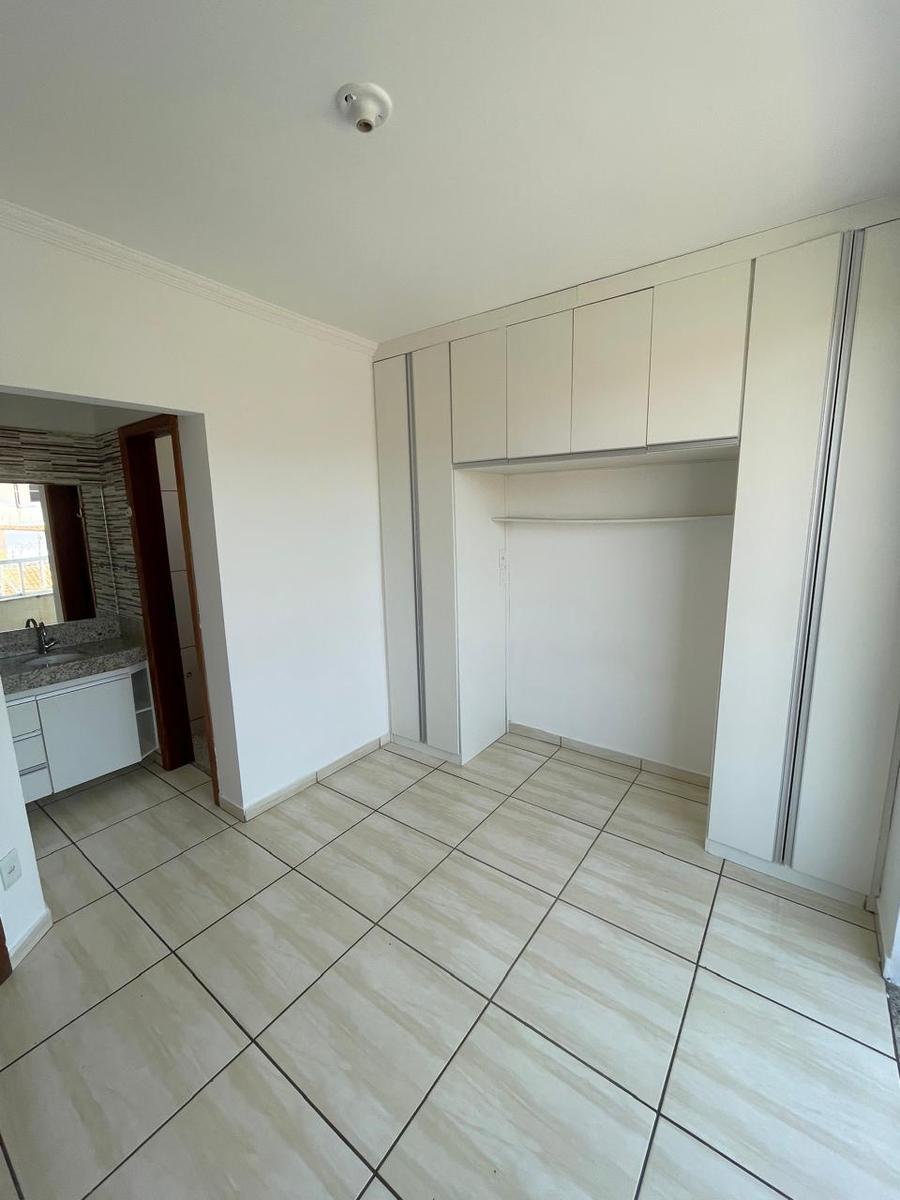 Apartamento, Santa Terezinha, 3 Quartos, 1 Vaga, 1 Suíte