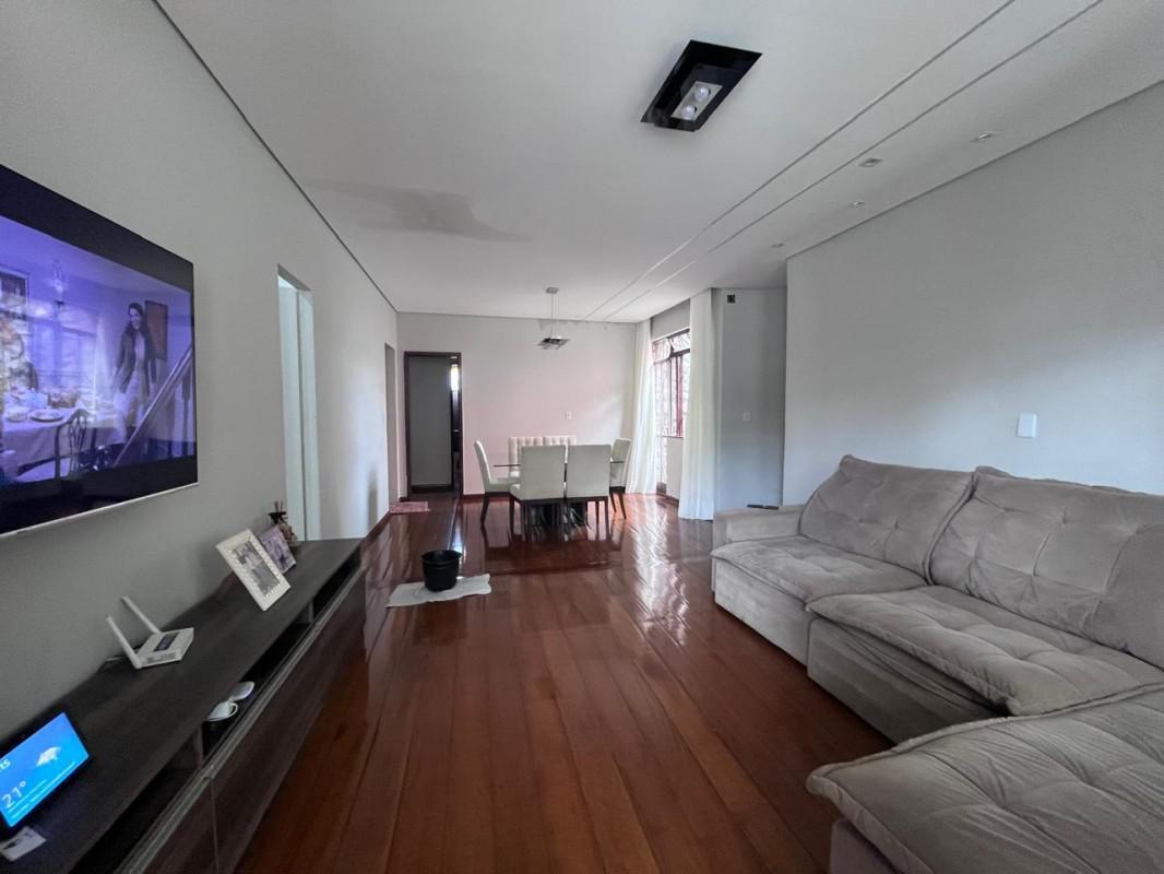 Casa, Santa Helena, 3 Quartos, 4 Vagas, 1 Suíte