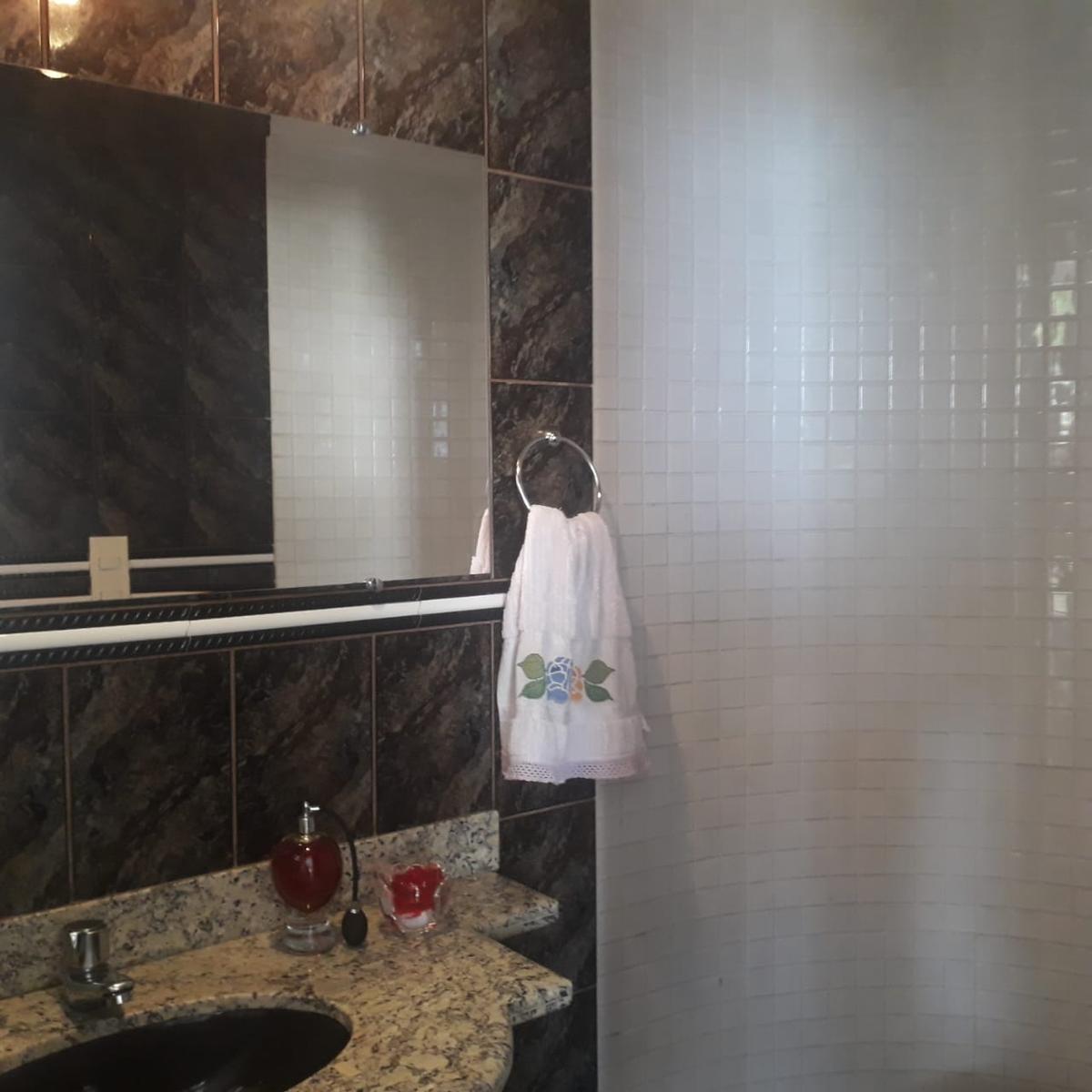 Casa, Heliópolis, 4 Quartos, 4 Vagas, 1 Suíte