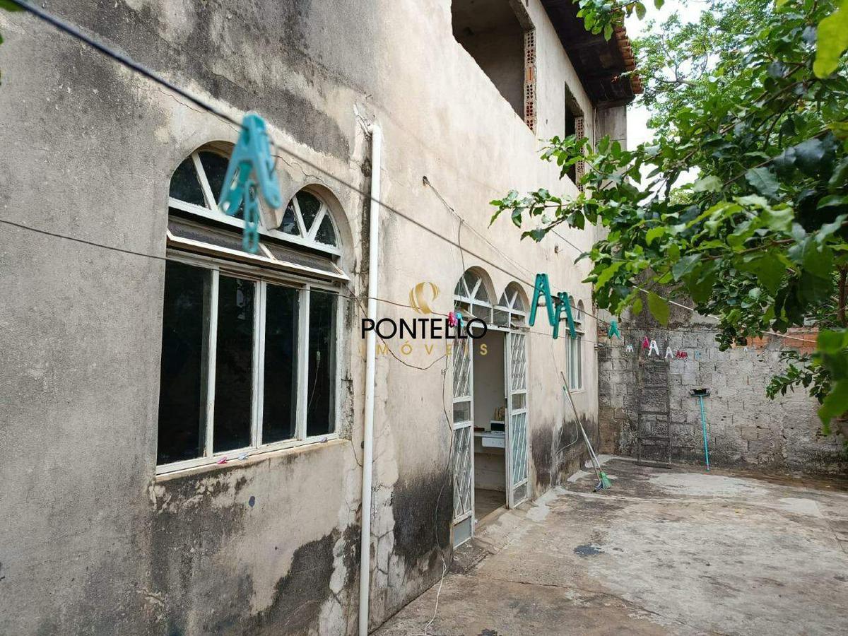 Casa, Jardim Arizona, 2 Quartos, 2 Vagas, 1 Suíte