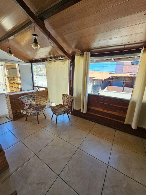 Casa, Esplanada, 3 Quartos, 5 Vagas, 1 Suíte