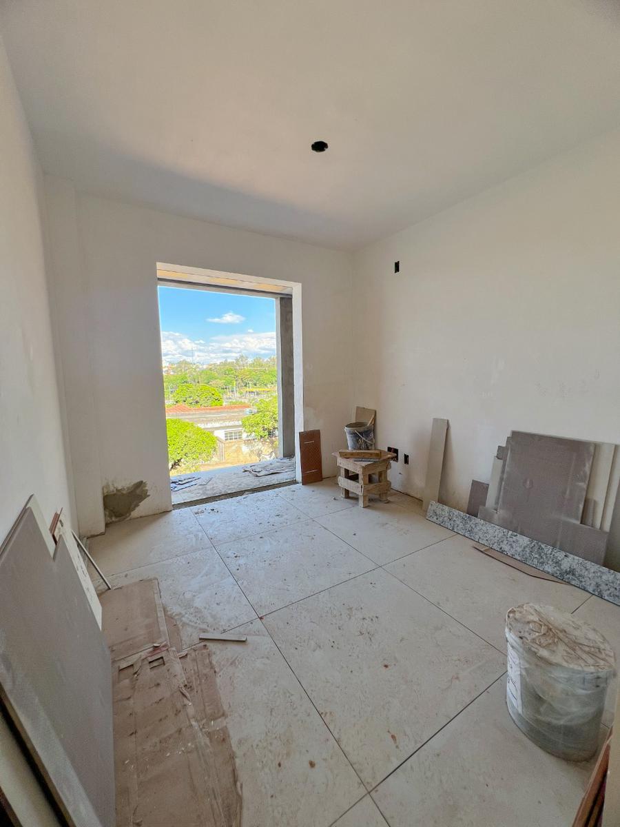 Casa, Santa Branca, 2 Quartos, 2 Vagas, 2 Suítes