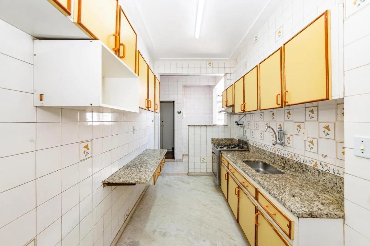 Apartamento, Coração de Jesus, 4 Quartos, 2 Vagas, 1 Suíte