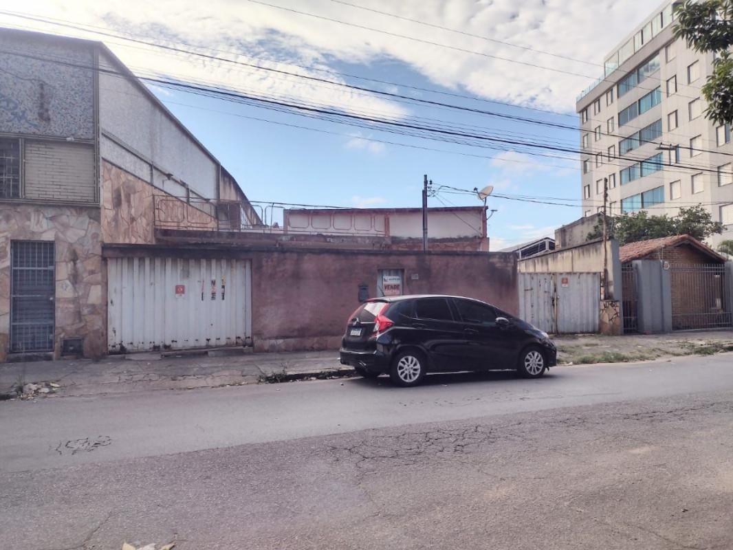 Lote, Padre Eustáquio, 0 Quarto, 0 Vaga
