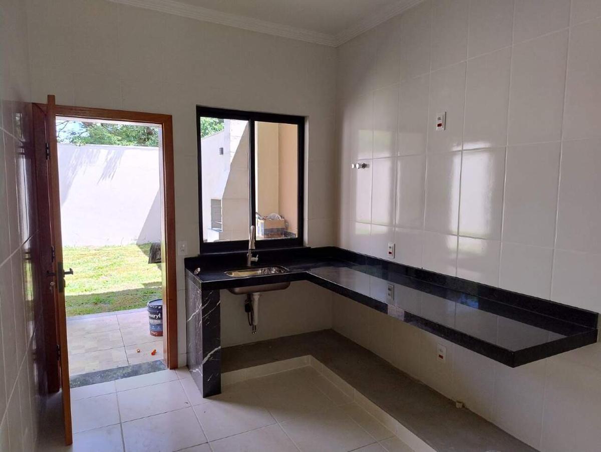 Casa, Vila dos Ipês, 3 Quartos, 3 Vagas, 1 Suíte