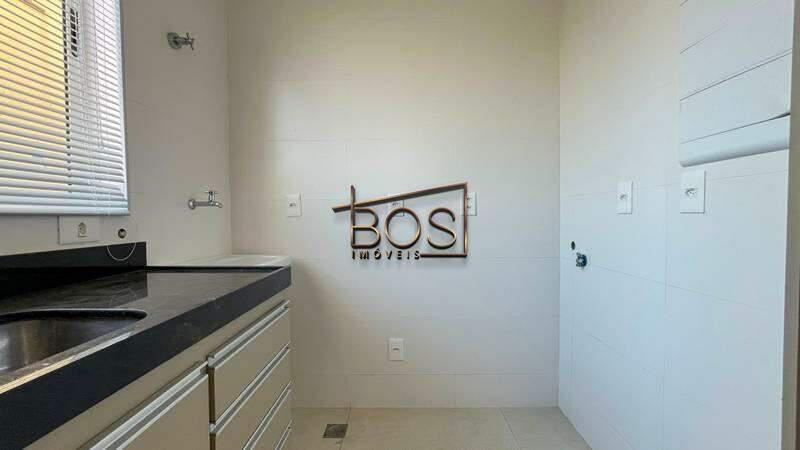 Apartamento, Sagrada Família, 1 Quarto, 1 Vaga