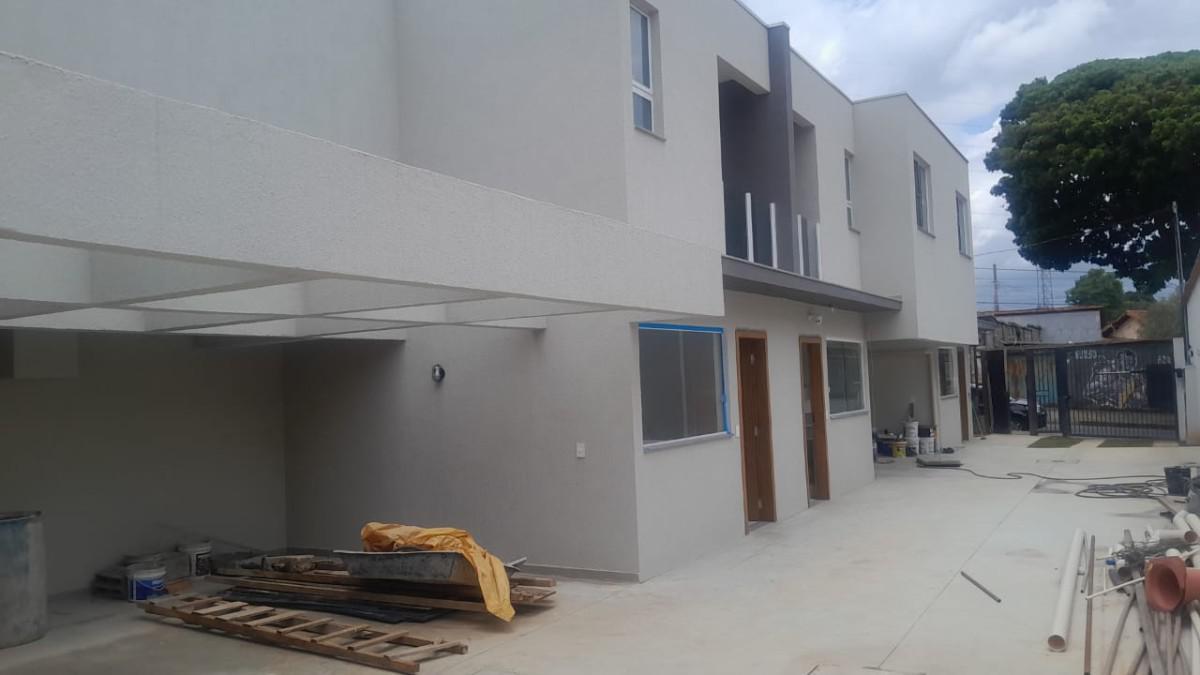 Casa, Boa Vista, 2 Quartos, 1 Vaga, 1 Suíte