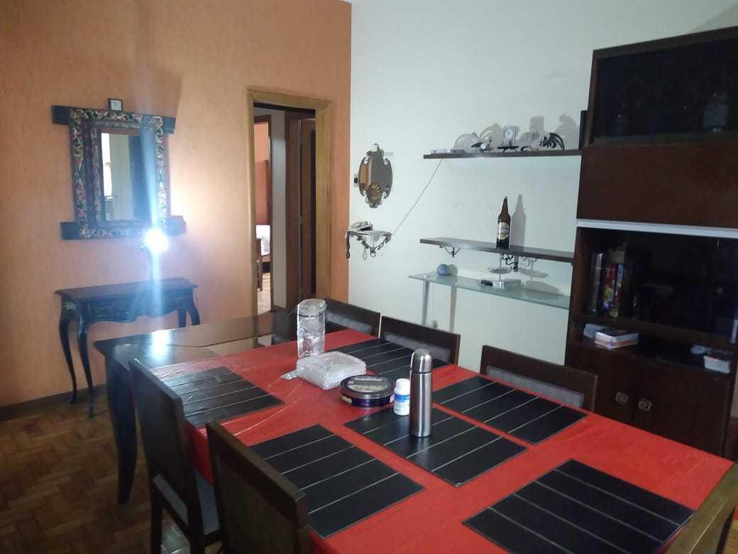 Casa, Gutierrez, 4 Quartos, 2 Vagas, 1 Suíte