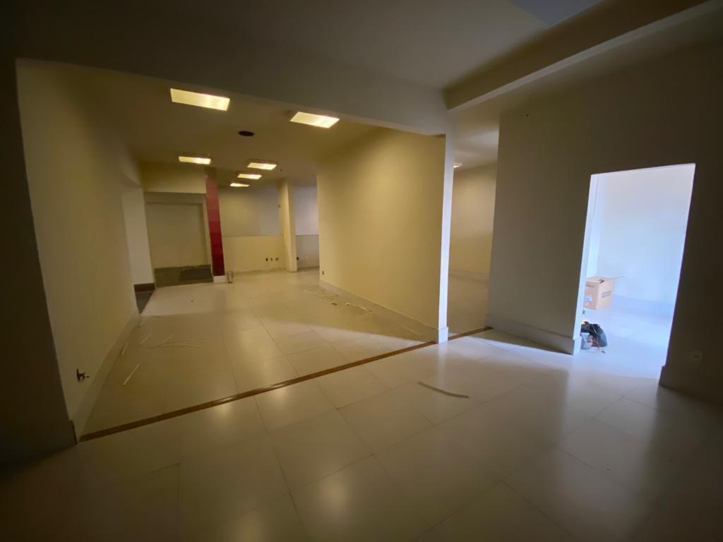 Casa Comercial, Savassi, 0 Quarto, 0 Vaga